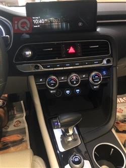 جنسس G70